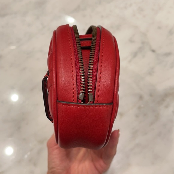 Gucci Red Leather Marmont Belt Bag - Picture 5 of 13